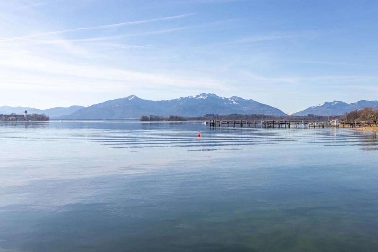 1 Haus Reichl Daire Gstadt am Chiemsee Dış mekan fotoğraf